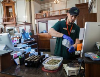 As Marijuana Industry Grows, Workers Begin to Unionize